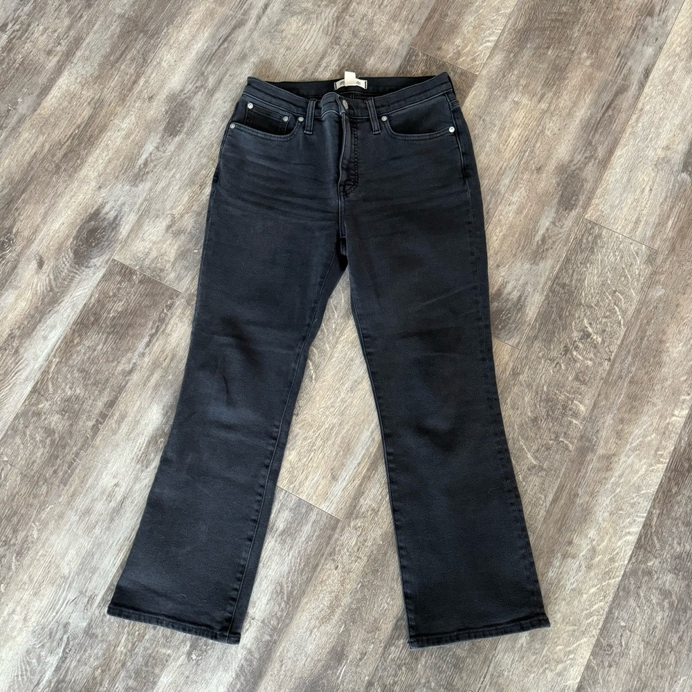 NWOT! Madewell Mid-Rise Kick Out Crop Jeans - Color: Black Rise Wash - Picture 11 of 11